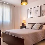 Apartment Yellow Fabuloso Andra