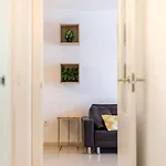 Apartment Yellow Fabuloso Andra *