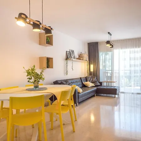 Апартаменты Yellow Fabuloso Andra Торремолинос