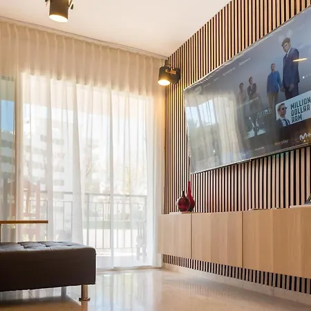 Yellow Fabuloso Andra Апартаменты